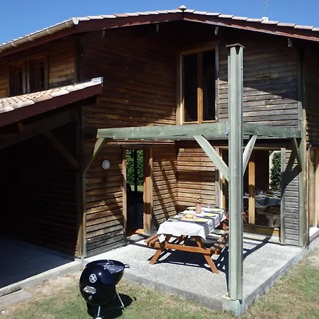 Villa Maison 120 M2, Location Saisonniere, Proche De L'ocean. *